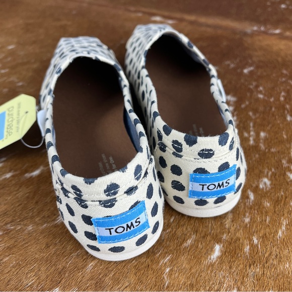 NWT Toms polka dot flats - Picture 9 of 9